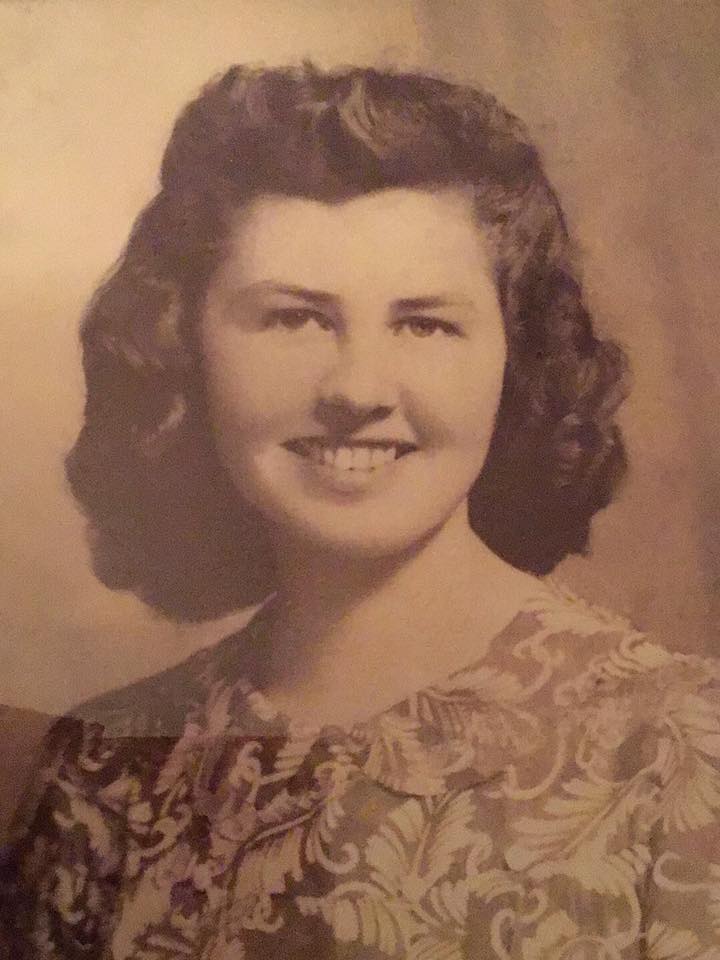 Lynda Lou Pope Jones, 1940s portrait